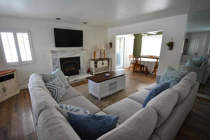 Ferienhaus für 8 Personen, mit Pool und Whirlpool sowie Terrasse, mit Haustier - 1