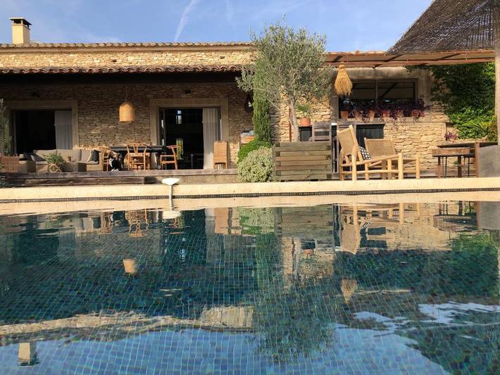 Location de vacances pour 2 personnes, avec piscine ainsi que jardin et vue à Cabrières-d'Avignon - 4