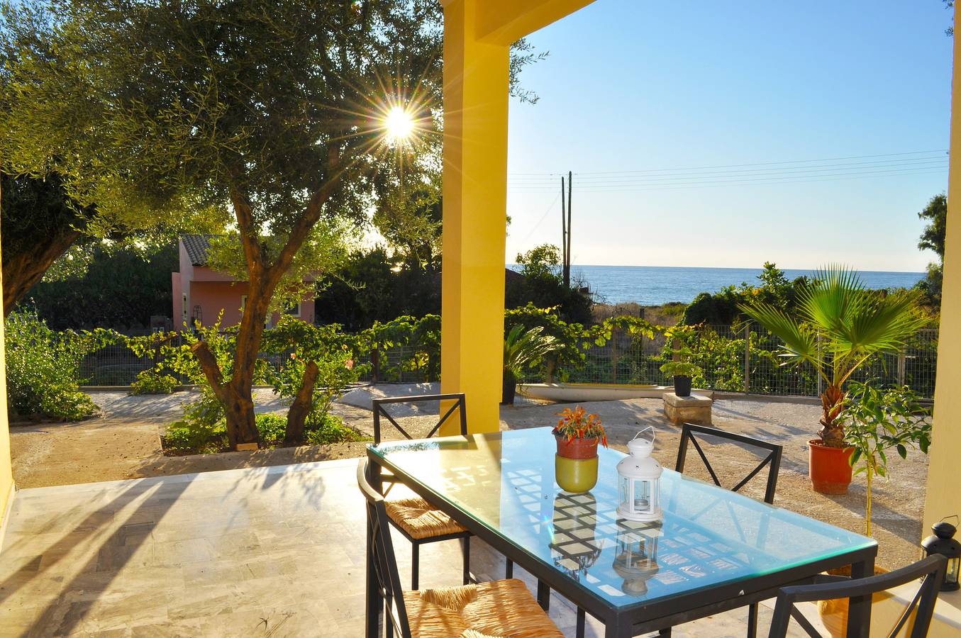 Entire apartment, Holiday House Angelos B on Agios Gordios Beach in Agios Gordios, Corfu