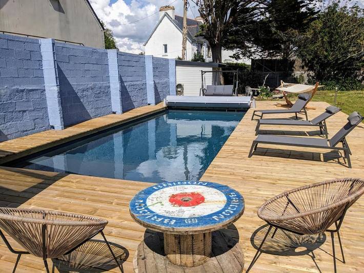 Location de vacances pour 6 personnes, avec Jacuzzi et Terrasse ainsi que Jardin et Piscine dans Office De Tourisme Du Guilvinec