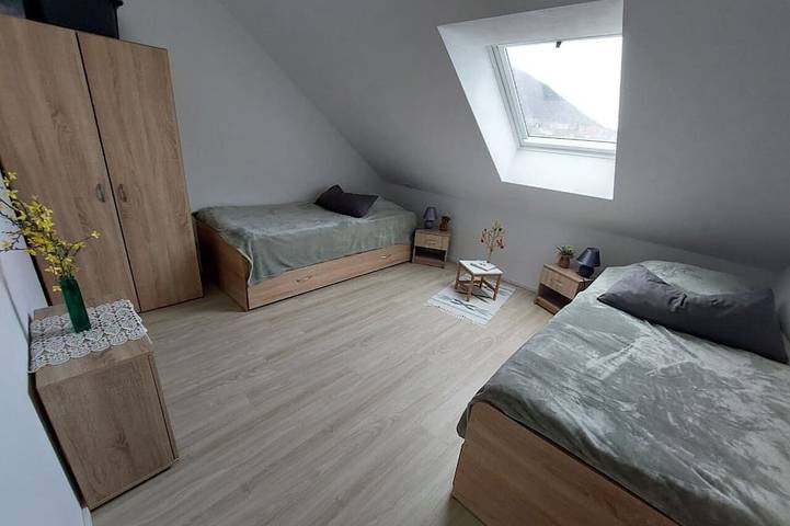 Ganze Wohnung, Ferienwohnung Sonnchen  Maisonette in Trier, Landkreis Trier-Saarburg