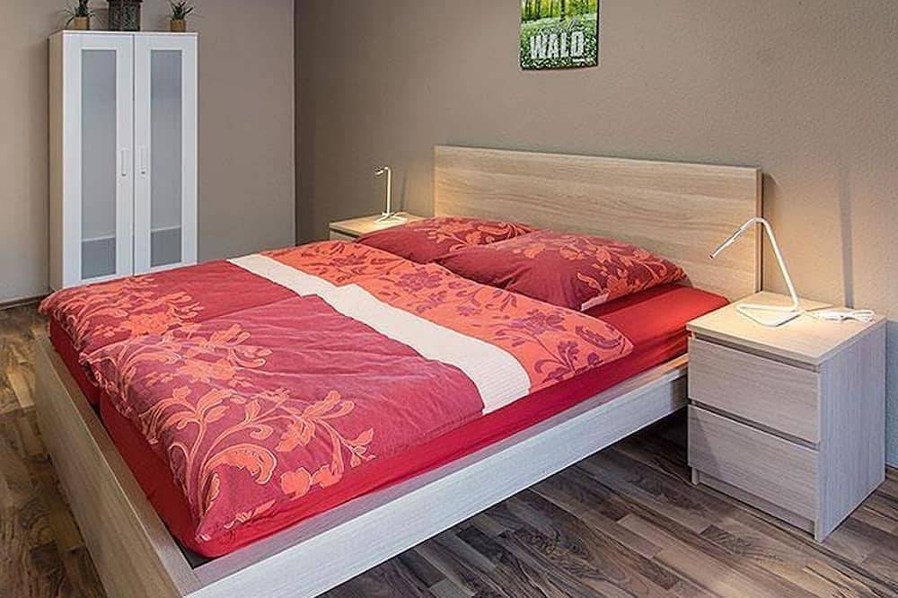 Ganze Wohnung, Ferienwohnung Mira - 2-Bett-Ferienwohnung Dusche/Wc, Balkon in Hillesheim, Vulkaneifel