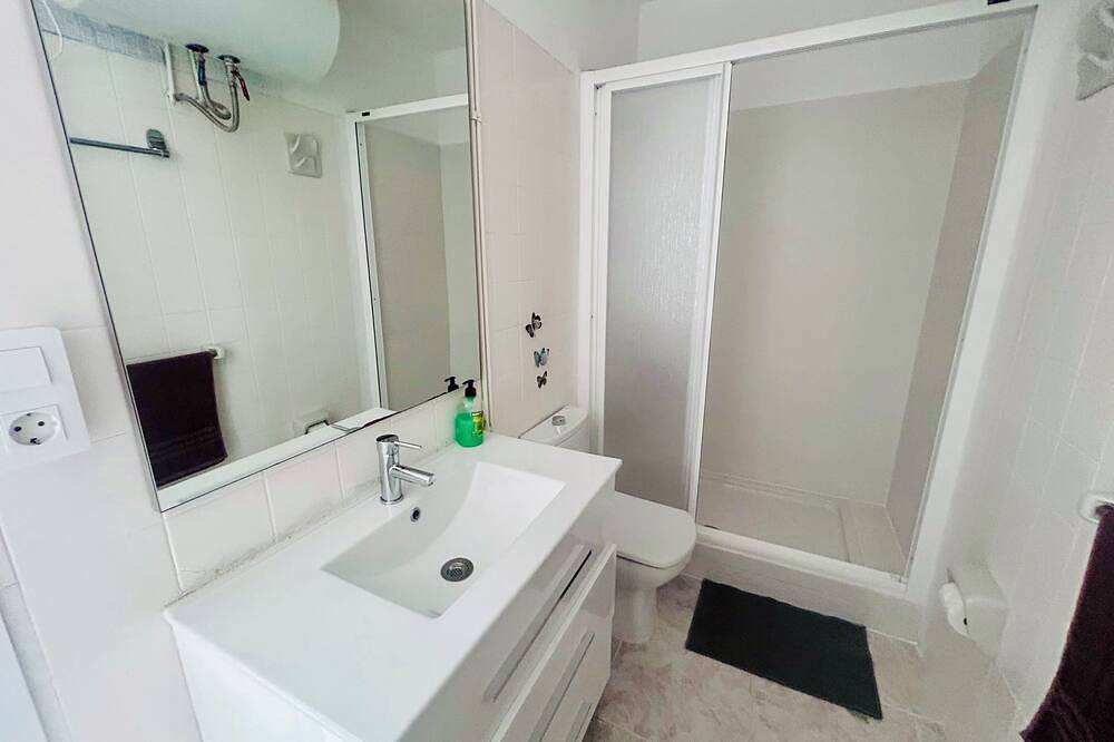 Entire apartment, Sunny House in Playa de LA BALLENA (Arona), South Tenerife