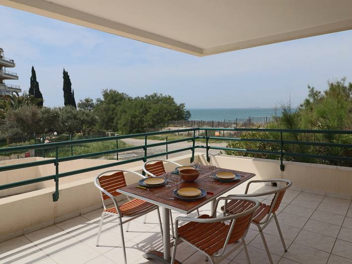 Appartement de vacances pour 5 personnes, avec Terrasse et Piscine