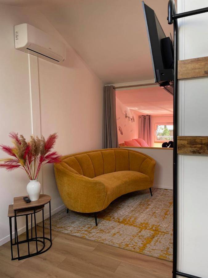 Gîte pour 2 personnes, avec jardin et terrasse à Canet (Hérault) - 2