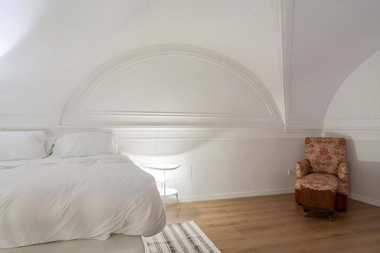 Appartamento intero, Loft Centro Ingresso Indipendente Giardino Privato in Catania, Catania e dintorni