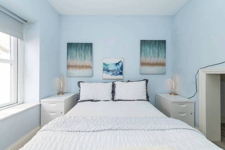 Ibex House | Fully Equipped 2-Bed | Free Parking in Reading, Berkshire