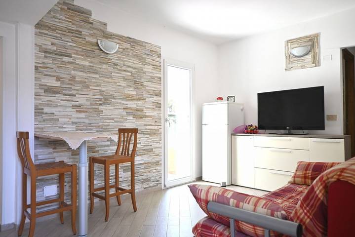 Appartement entier, Se285 - Senigallia, bright one-bedroom apartment with an outdoor courtyard, just a short walk from t in Senigallia, Senigallia (Commune)
