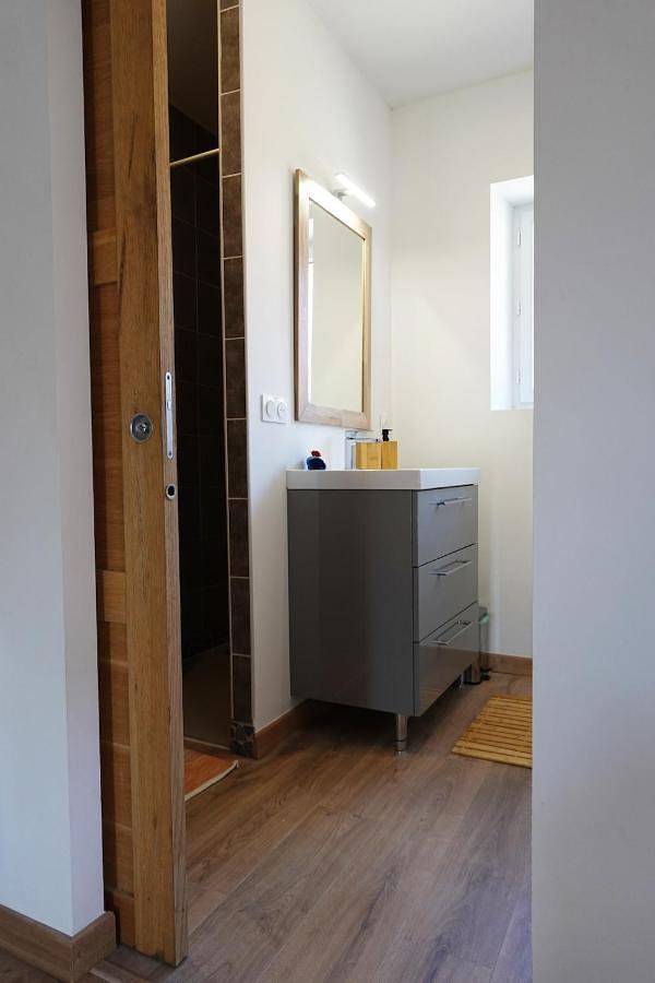 Gîte pour 2 personnes, avec balcon, animaux acceptés à Saint-Jean-de-Chevelu - 2