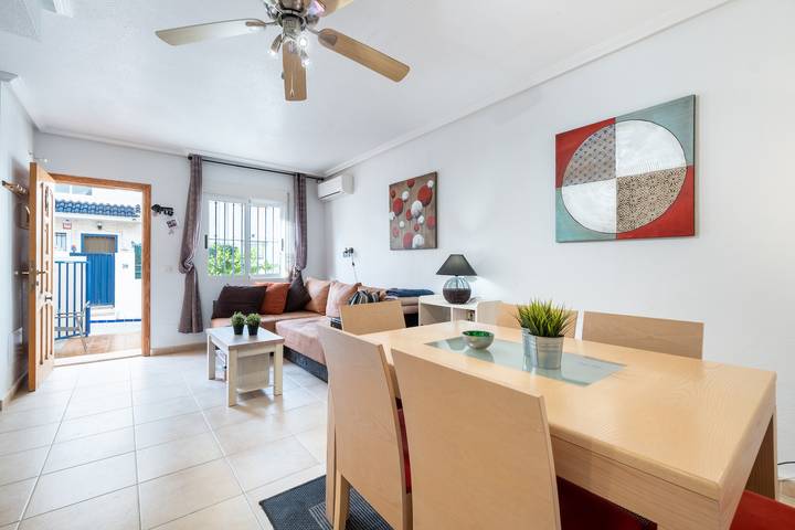 Bungalow für 6 Personen, mit Garten und Kinderpool in Torrevieja - 4