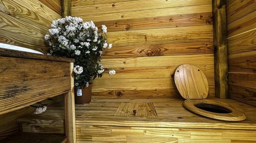 Tente pour 4 personnes, avec vue ainsi que terrasse et jardin dans le Gard - 3