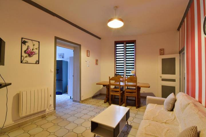 Location de vacances pour 8 personnes, avec jardin et vue à La Fère - 3