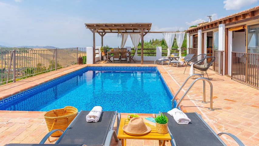 Chalet para 6 personas, con balcón/terraza en Antequera