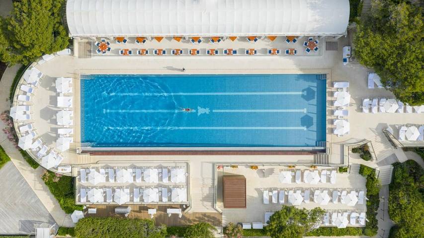 Hôtel pour 3 personnes, avec jacuzzi et jardin ainsi que sauna et piscine, adapté aux familles à Saint-Jean-Cap-Ferrat - 2