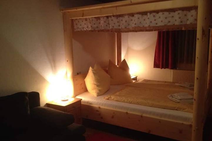Hütte für 3 Personen, mit Garten und Sauna sowie Terrasse in Heiligenblut