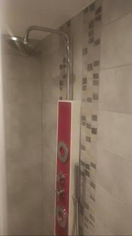 Appartement entier, One-Bedroom Apartment in Alixan, Région de Valence