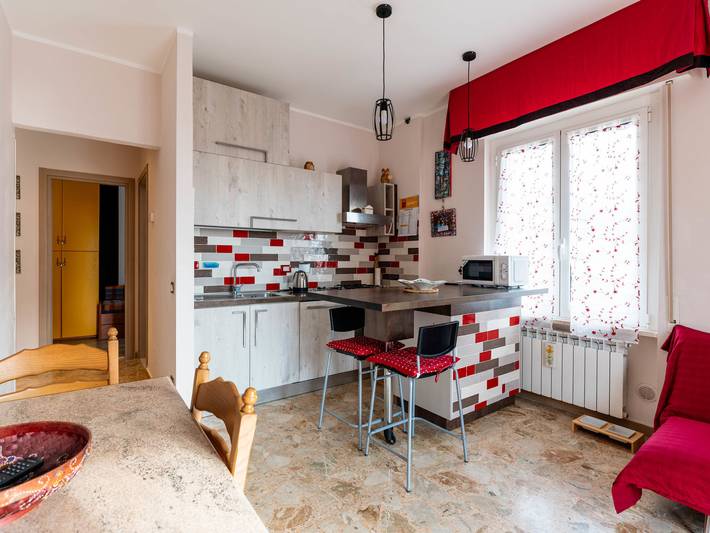 Ferienwohnung für 5 Personen, mit Balkon in Riva Ligure