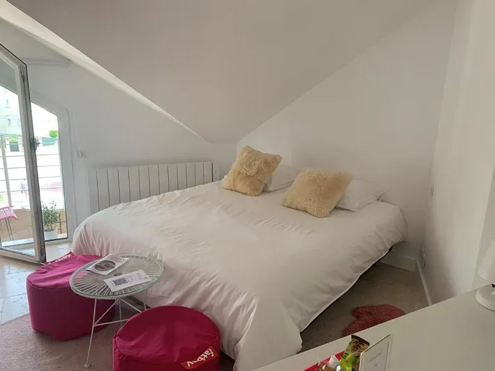 Ferienwohnung für 8 Personen, mit Ausblick und Garten sowie Pool - 1