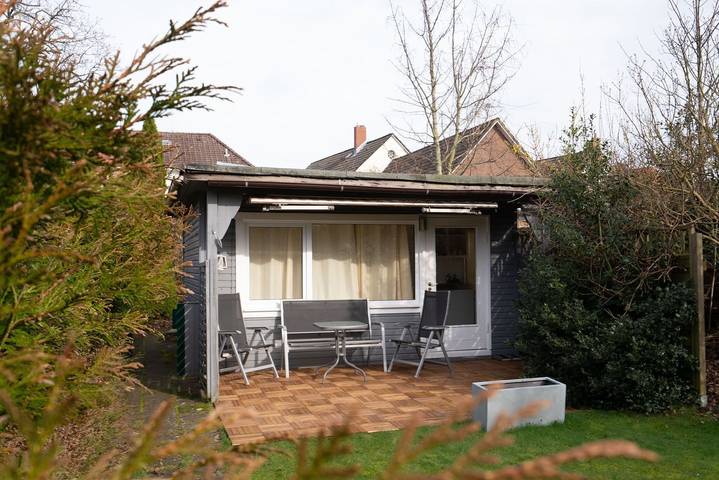 Ferienhaus für 2 Personen, mit Terrasse und Garten in Duhnen - 2