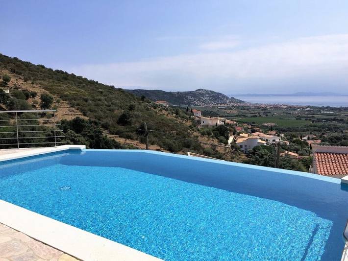 Appartement de vacances à Roses avec piscine in El Mas Fumats, Roses