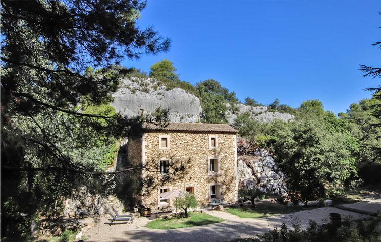 Location de vacances pour 6 personnes, avec jardin et terrasse, animaux acceptés à Apt - 3