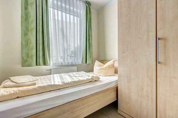 Ganze Ferienwohnung, Ferienhaus Amalia, App. 4 in Drei Kaiserbäder, Heringsdorf