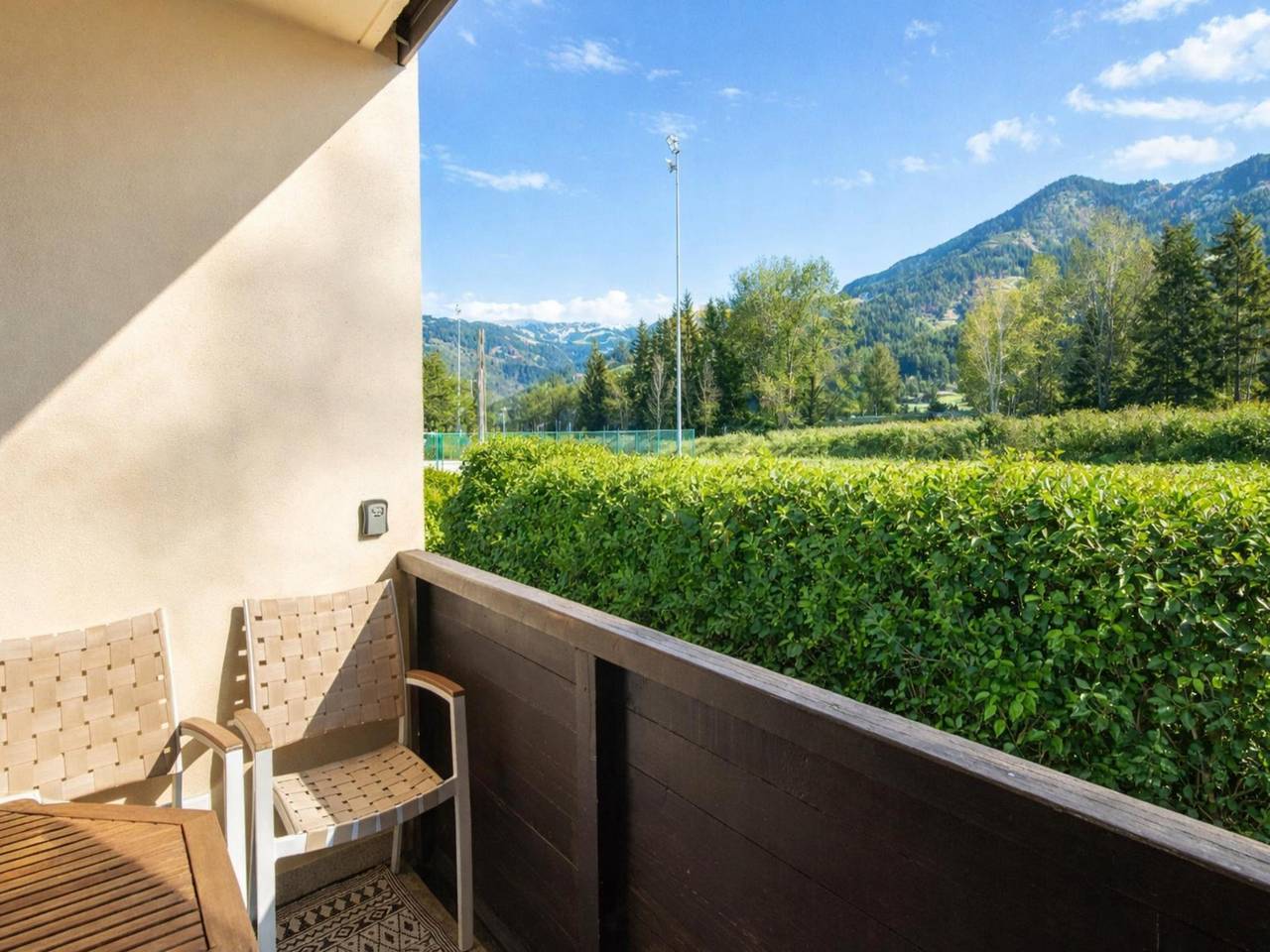 Ganze Wohnung, Schönes großes Apartment nahe Top-Skigebiete in Zell am See, Pinzgau