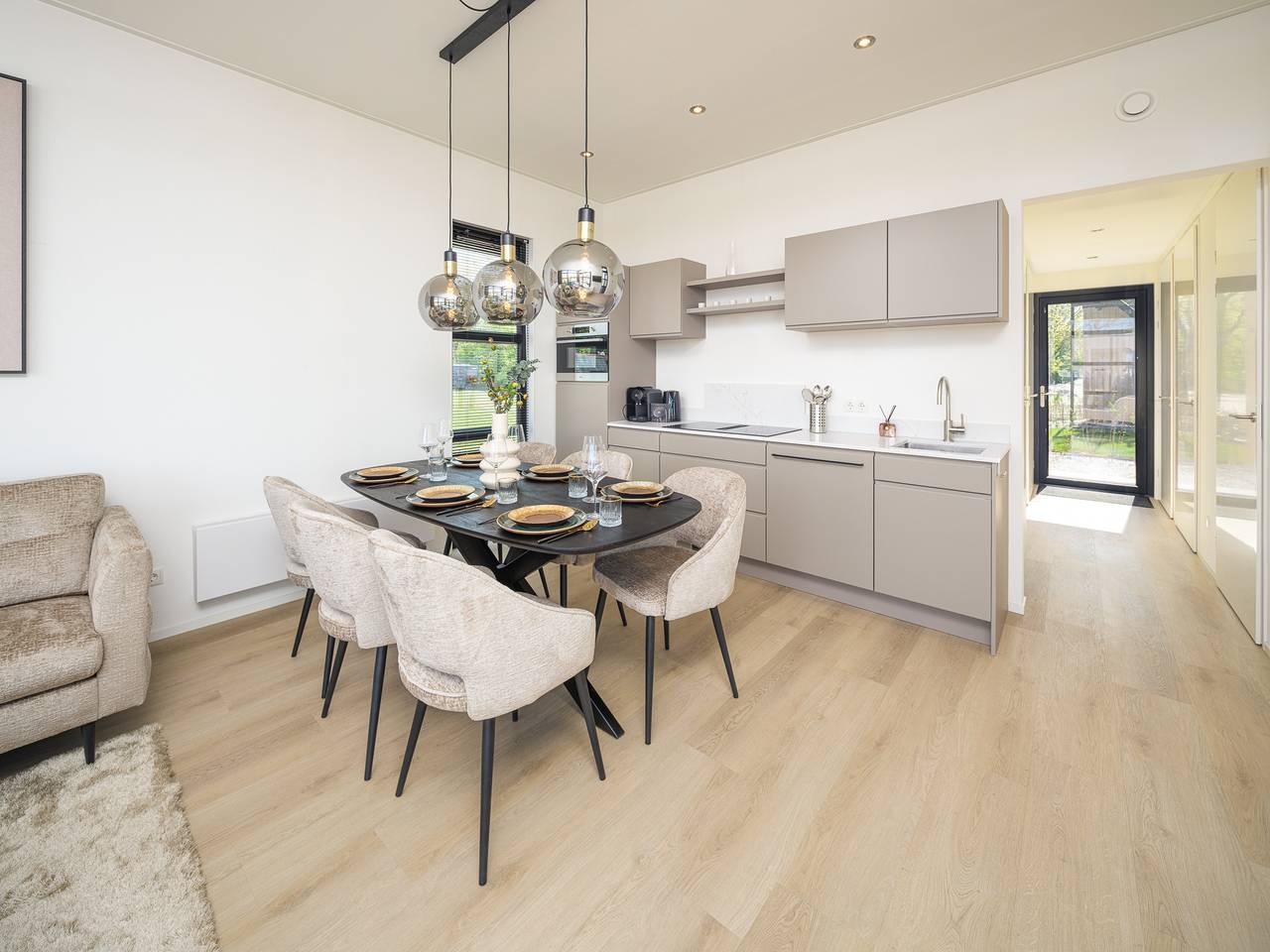 Ganze Wohnung, Villa L-Meerzicht | 6 pers. Roof terrace in Workum, Ijsselmeer