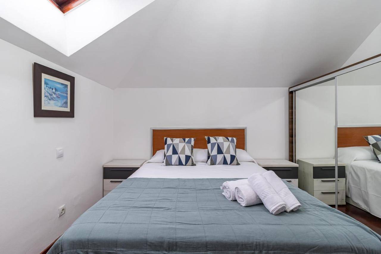 Apartamento entero, Duplex Liencres con piscina in Liencres, Piélagos