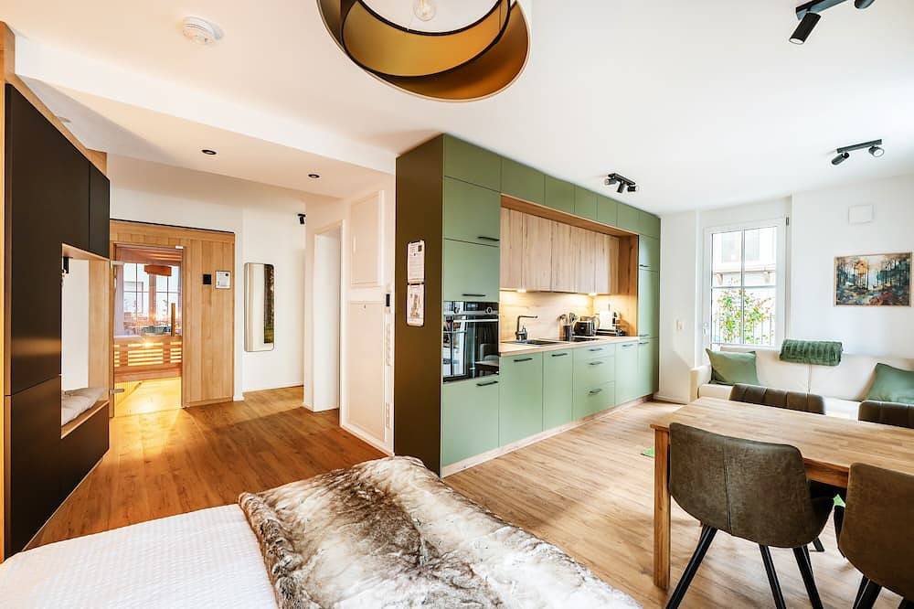 Ganze Wohnung, Black Forest Luxury Apartment Waldglück mit Sauna in Königsfeld im Schwarzwald, Mittlerer Schwarzwald