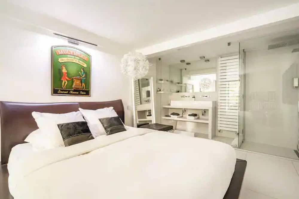 Hidden gem in the middle of the city of lights in 14e Arrondissement, Paris