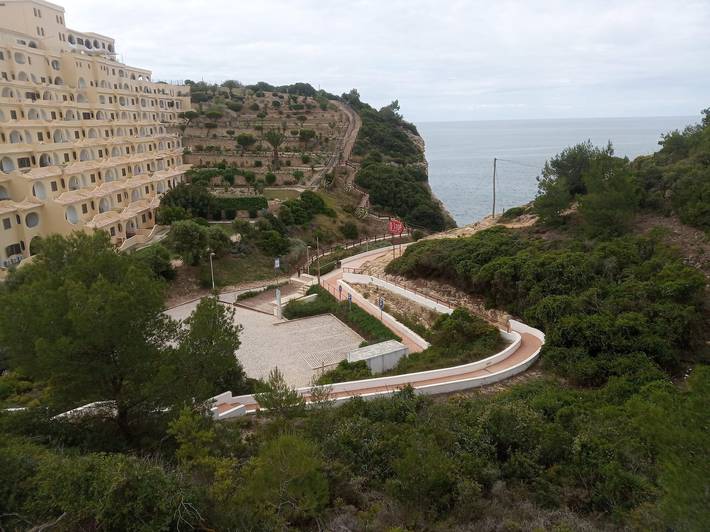Entire apartment, Apartment 'Mar-colina-sol' with Sea View, Wi-Fi and Air Conditioning in Carvoeiro, Faro District