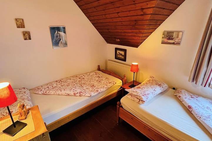 Ferienwohnung Spatzennest - Landgut Pfauenhof in Utzerath, Vulkaneifel