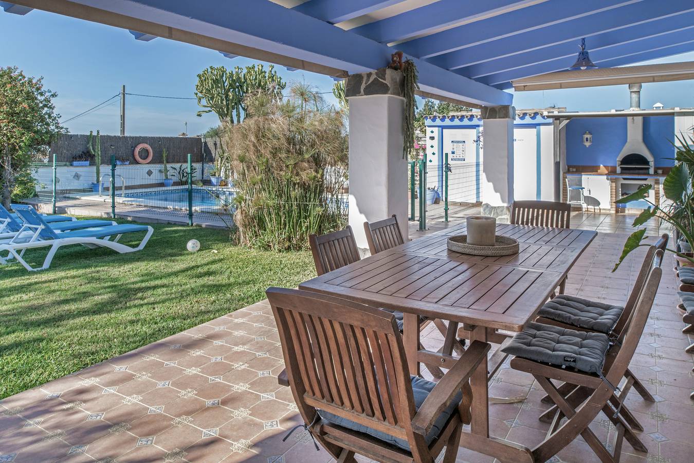 Casa Vacacional 'Isabel' con Piscina Privada, Wi-Fi y Aire Acondicionado in Conil de la Frontera, Costa de la Luz