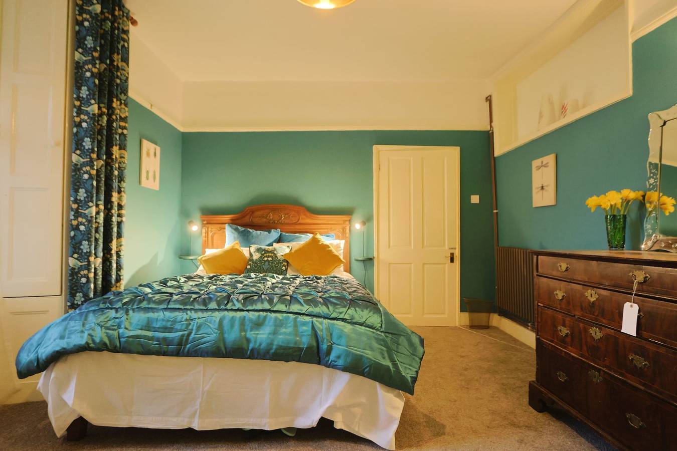 Entire apartment, Two Bedroom flat in Caledonia Place in Bristol, South West England