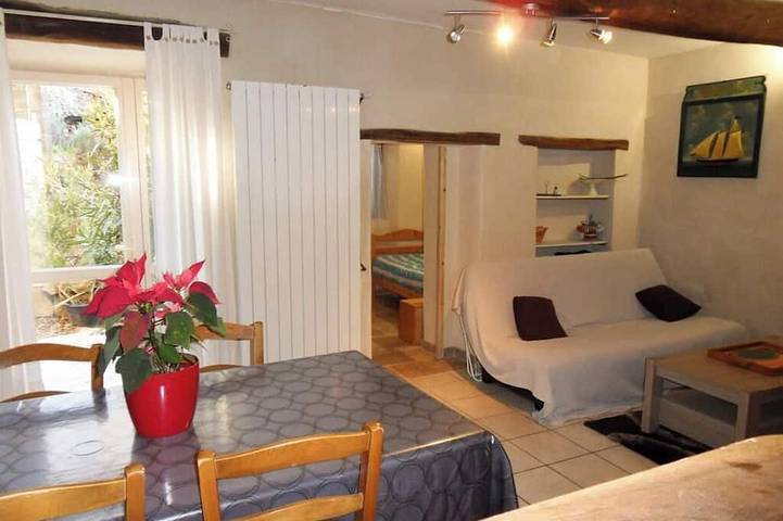 Gîte pour 4 personnes, avec piscine à Banon - 4
