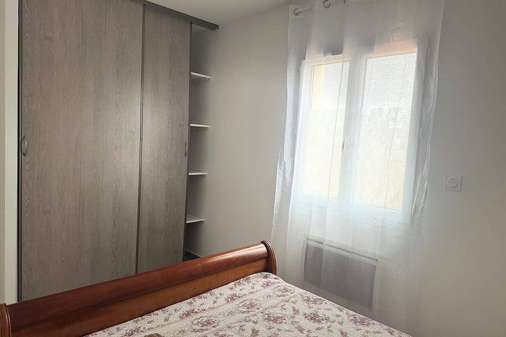 Beautiful 3-bedroom house with private pool in Aramon, Region de Nimes