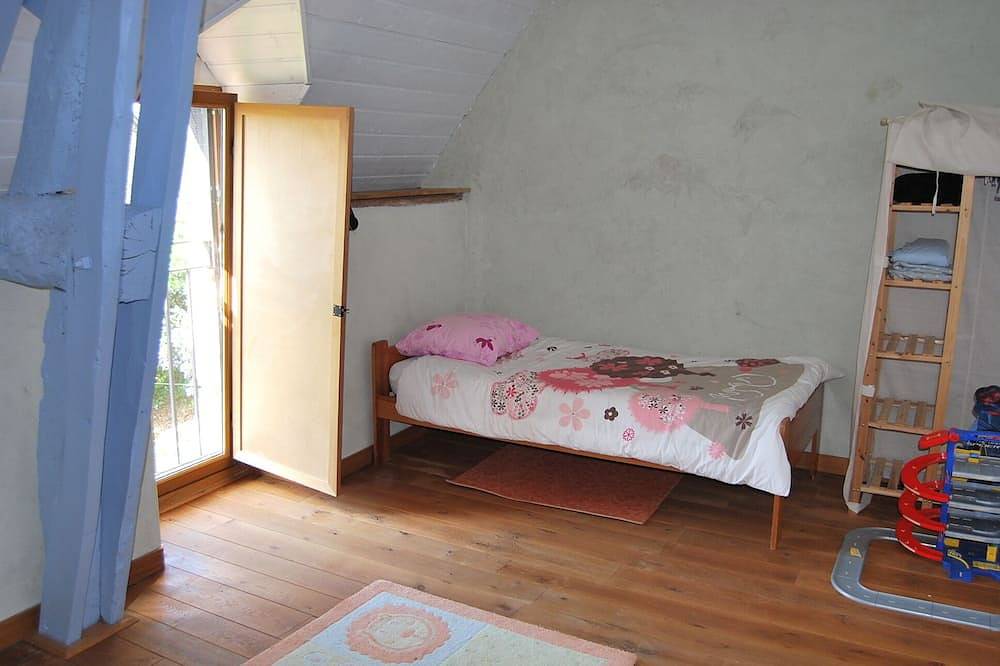 Vacances à la campagne dans belle longère rénovée in Noyal-sous-Bazouges, Fougères-Vitré