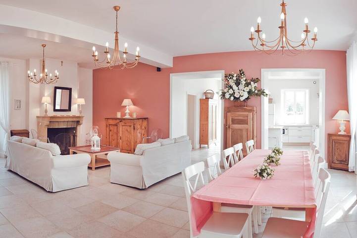 Location de vacances pour 10 personnes, avec piscine et jardin à Divajeu - 4