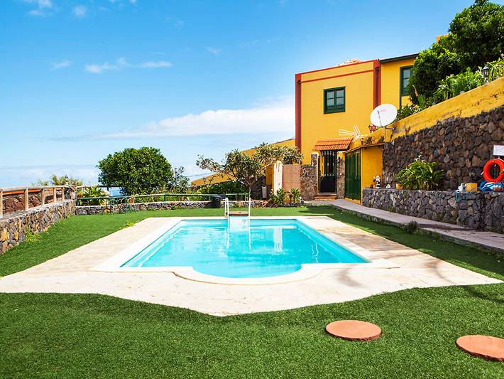 Casa rural para 4 personas, con Terraza y Jardín en La Orotava
