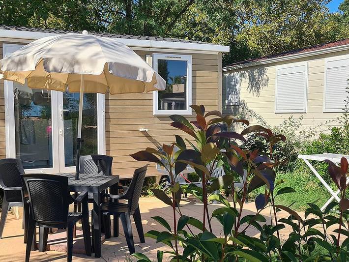 Bungalow für 2 Personen, mit Kinderpool in der Provence - 2