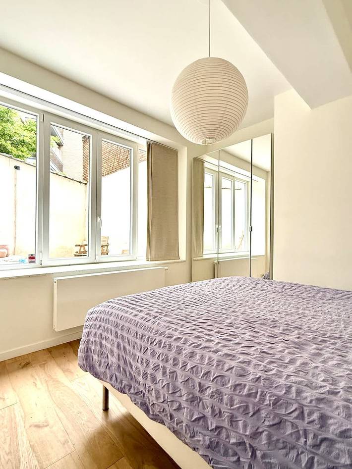Apartamento entero, 2 bedrooms - baby crib & furnished terrace in Brussels in Molenbeek-Saint-Jean, Flanders