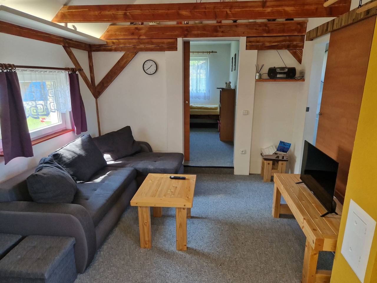 Velký Ratmírov in Neuhaus und Umgebung