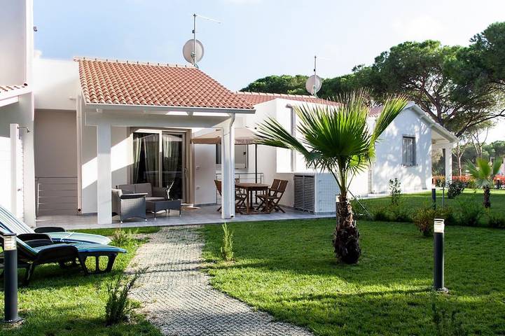 Villa für 6 Personen, mit Garten