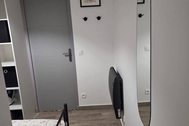 Ganze Wohnung, Bright, well-equipped cocoon in the center of Lagny 10 minutes from Disney free parking in Lagny-sur-Marne, Seine-et-Marne