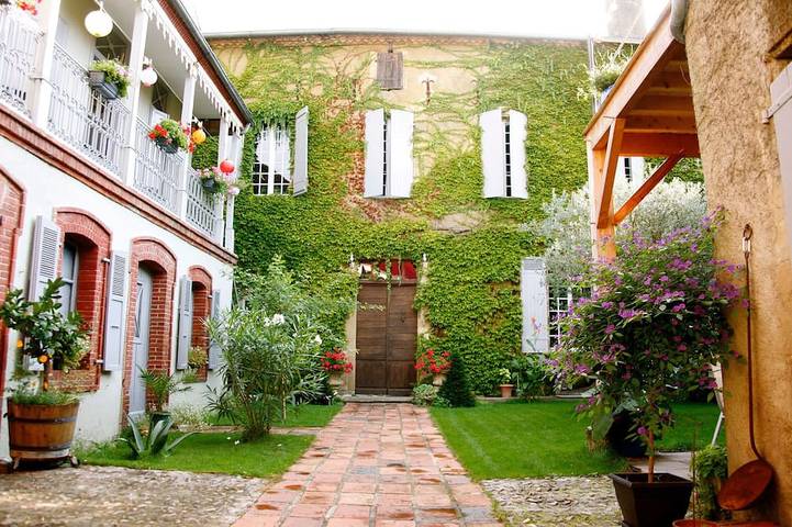 Villa pour 10 personnes, avec terrasse et jardin - 1