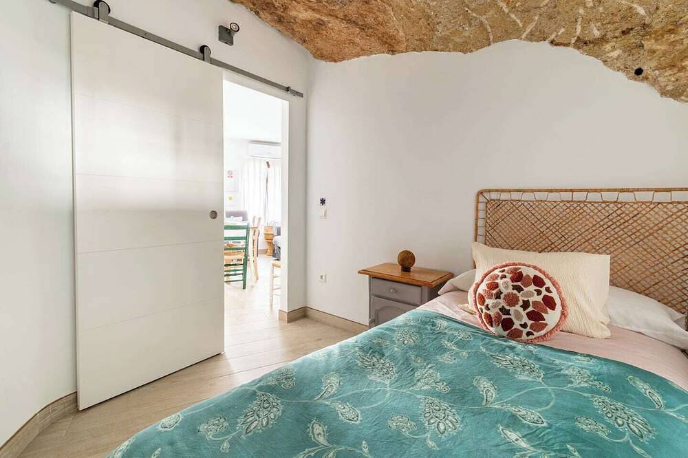 Casa Cueva La Luna in Setenil de las Bodegas, Pueblos Blancos