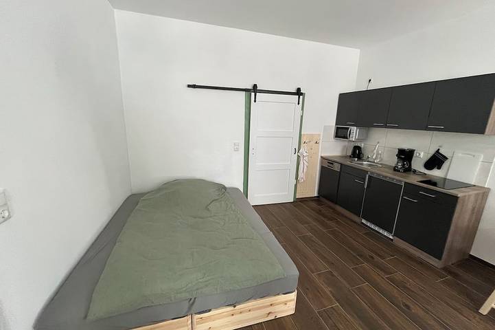 Ganze Wohnung, Felsenhöhle - moderne und zentrale Ferienwohnung im Herzen von Wunsiedel in Wunsiedel, Landkreis Wunsiedel im Fichtelgebirge