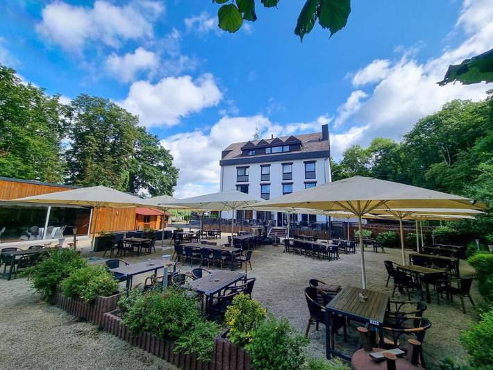 Hotel voor 2 personen, met terras en tuin in Trier