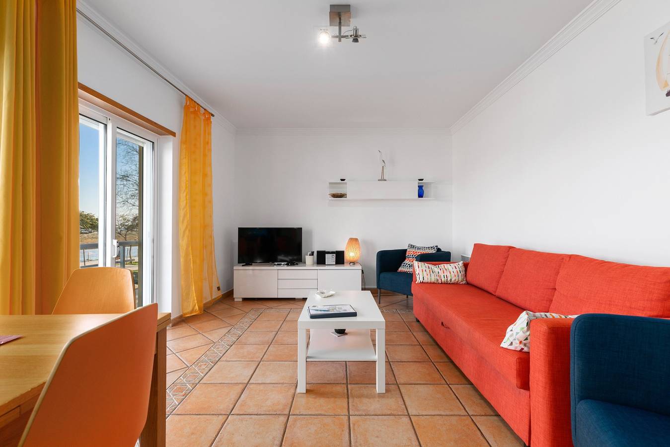 Ganze Wohnung, Zwei-Schlafzimmer-Apartment direkt am Meer in Fuseta in Fuseta, Moncarapacho e Fuseta